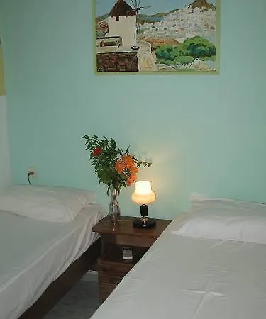 Vesuvio إيوس خورا